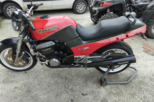 Kawasaki gpz 900