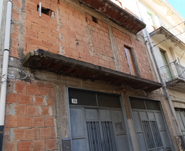 Casa aingola