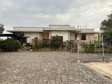 Villa o villino Grottaglie [LM2591VRG]