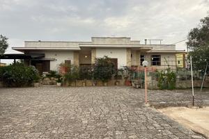 Villa o villino Grottaglie [LM2591VRG]