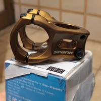 Attacco manubrio Spank Split 35x35 0° bronzo