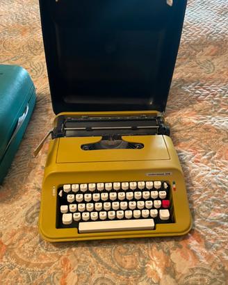 Macchina da scrivere Olivetti