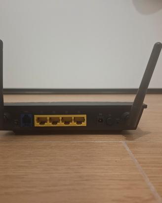 Modem Router ASUS DSL-N12E Wi-Fi N 300 Mbps ADSL