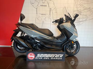 Honda Forza 350 2025