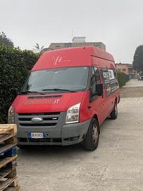 FURGONE FORD PASSO LUNGO