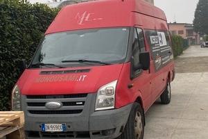 FURGONE FORD PASSO LUNGO