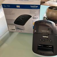 Stampante per etichette Brother QL-700