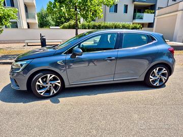 RENAULT CLIO E-Tech 1.6 Full Hybrid RS Line