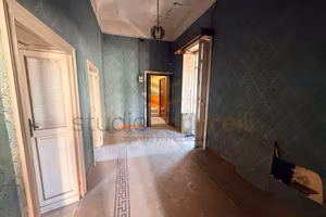 Appartamento In Condominio