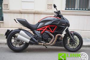DUCATI Diavel Red Carbon
