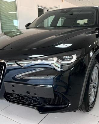 Alfa Romeo Stelvio 2.2 Turbodiesel 160 CV AT8 RWD 