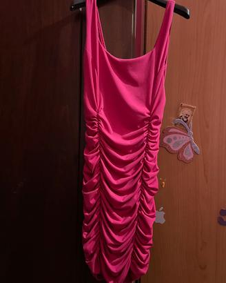 vestito rosa arricciato