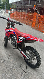 Honda CRF 250 Red Moto