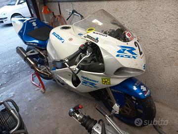 Suzuki GSX R 600 - 2002 solo uso pista
