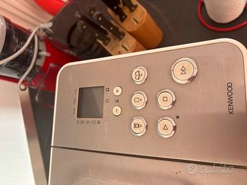 Macchina del pane nuova