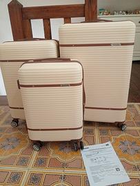 set di valigie 