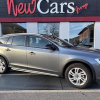 VOLVO V60 Cross Country D4 AWD Geartronic Moment