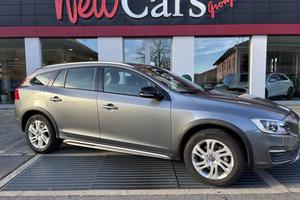 VOLVO V60 Cross Country D4 AWD Geartronic Moment