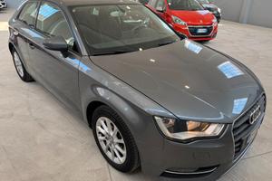 Audi A3 3P 1.6 TDI 105 CV YOUNG