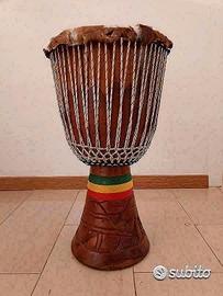 Tamburo africano djembe nuovo