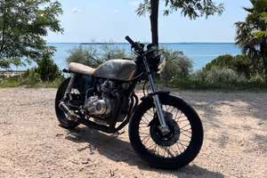 Honda CB 400 F - 1975