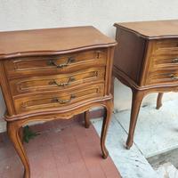 coppia comodini in legno 