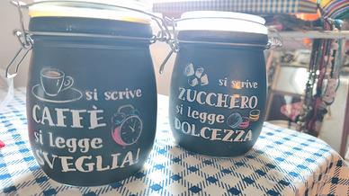 barattoli zucchero e caffè 