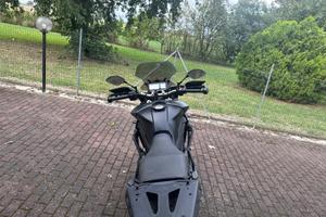 Moto Yamaha Tracer 900