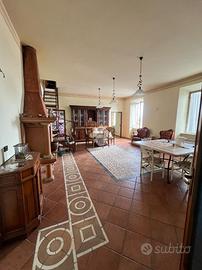 3 LOCALI A CIVITA CASTELLANA