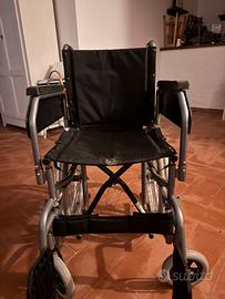Carrozzina per invalidi