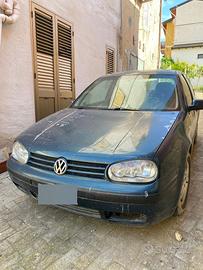 Golf 4   130 cv