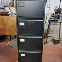 Schedario 4 cassetti cartelle sospese