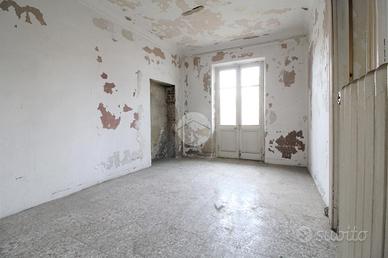 4 LOCALI A BRANDIZZO