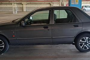 Ford Sierra 2.0 Twin Cam Ghia 1992 iscritta ASI