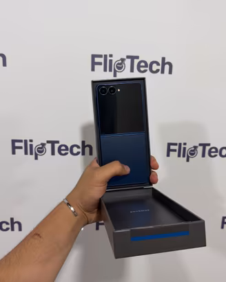 Samsung Z Flip7 256Gb Blu - Come Nuovo