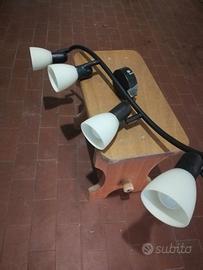 Lampadario marrone con 4 lampadine orientabili