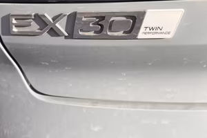 Volvo EX30 cross country
