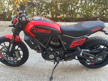 Ducati scrambler full trhottle 2023