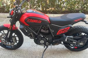 Ducati scrambler full trhottle 2023