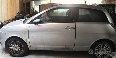 Lancia ypsilon
