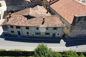 3 LOCALI A MEZZANE DI SOTTO