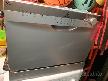 LAVASTOVIGLIE PICCOLA 6/7 COPERTI