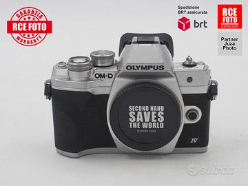 Olympus OM-D E-M10 IV