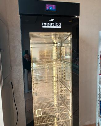 vetrina frigo frollatura 