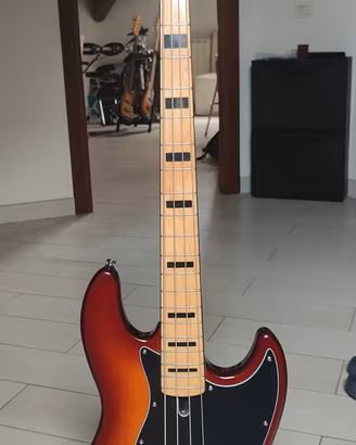 Basso Sire Marcus Miller V7 sec..gener