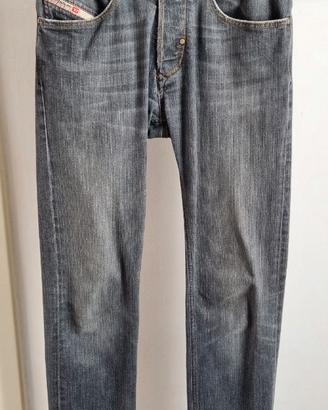 Jeans Diesel nero taglia W29 L34