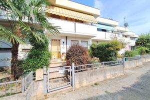 VILLA A SCHIERA A CEREGNANO