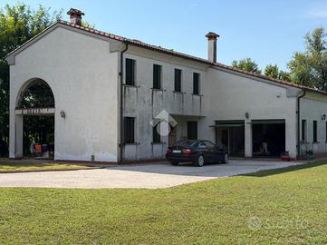 VILLA SINGOLA A CURTAROLO