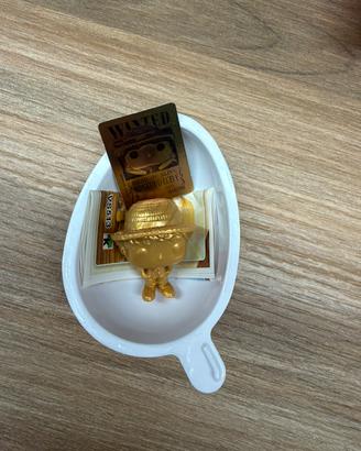 Luffy oro One Pice kinder joy