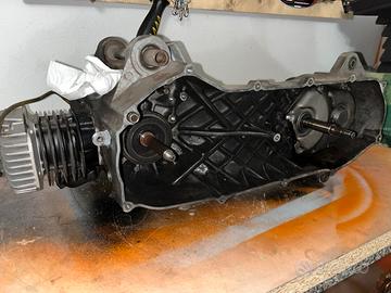 Carter F12 vergini con DR70 ghisa – mai lavorati